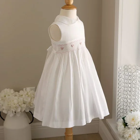 White Smocked Dress Hand Embroidery Sleeveless Luli & Me Size 3T LIKE NEW - Picture 3 of 4